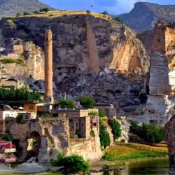Hasankeyf Cave Dwellings - Batman