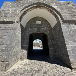 Diyarbakir City Walls - Diyarbakir