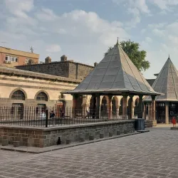 Ulu Cami (Great Mosque of Diyarbakir) - Diyarbakir