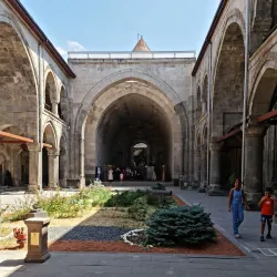 Çifte Minareli Medrese - Erzurum