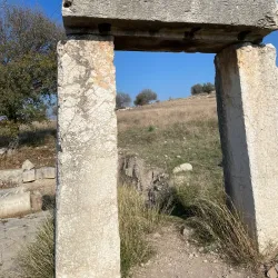 Toprakkale Ruins - Kadirli