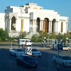 Turkmenabat Museum of Local Lore - Turkmenabat