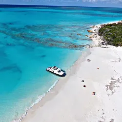 Island Boat Tours - Cockburn Harbour