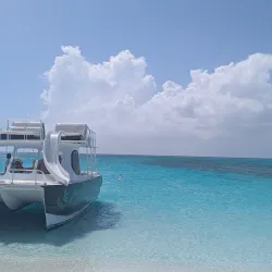 Island Boat Tours - Cockburn Harbour