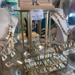 Local Art and Craft Shops - Cockburn Harbour