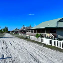 Vaiaku Lagi Hotel - Funafuti