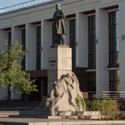 Monument to Taras Shevchenko - Cherkasy