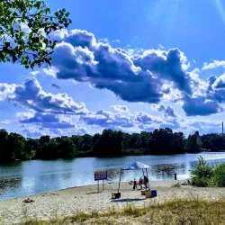 Barbara Beach - Horishni Plavni