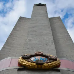 Obelisk on the Mound of Glory - Horishni Plavni