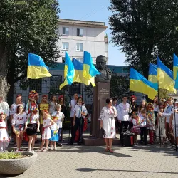 Shevchenko Square - Horishni Plavni