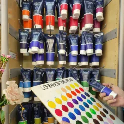 Local Art and Craft Shops - Krasnogorivka