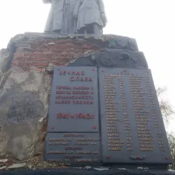Memorial to World War II Soldiers - Krasnogorivka