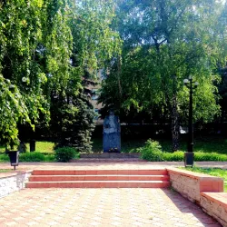 Monument to Taras Shevchenko - Kup”yans'k