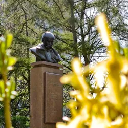 Monument to Taras Shevchenko - Lubny