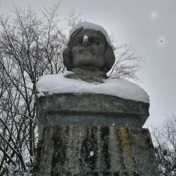 Monument to Nikolai Gogol - Nizhyn