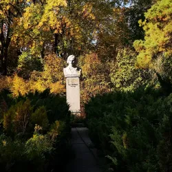 Monument to Nikolai Gogol - Nizhyn