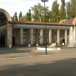 Monument to the Founders of Nova Kakhovka - Nova Kakhovka