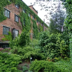 Novomoskovsk Botanical Garden - Novomoskovsk