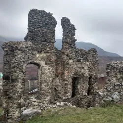 Vynohradiv Castle (Nyalab Castle) - Vynohradiv