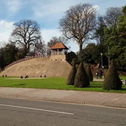 Bedford Castle Mound - Bedford