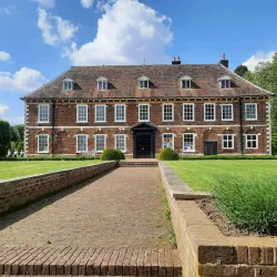 Hall Place Stables and Craft Workshops - Bexley