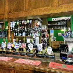 The White Horse Pub - Brentwood