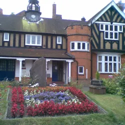 Byfleet Village Green - Byfleet