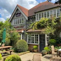 The Red Lion Pub - Chalfont St Peter