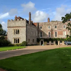 Bishop's Palace Gardens - Chichester