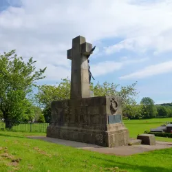 Dalry War Memorial - Dalry