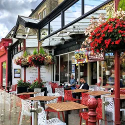 Ealing Broadway Shopping Centre - Ealing