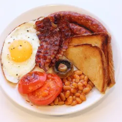 Holywell Tea Gardens - Eastbourne