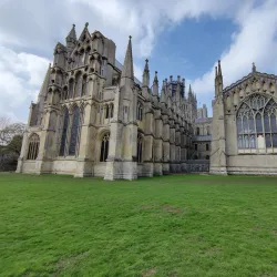 Ely Cathedral Gardens - Ely