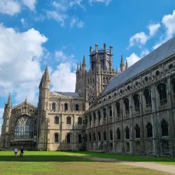 Ely Cathedral Gardens - Ely