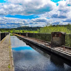 Muiravonside Country Park - Falkirk
