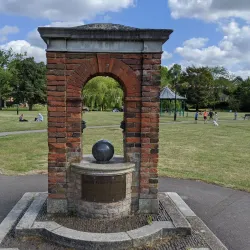 Gostrey Meadow - Farnham