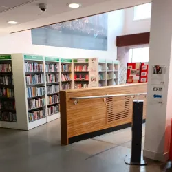 Gravesend Library - Gravesend