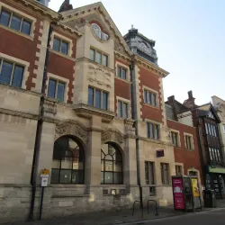 Gravesend Library - Gravesend