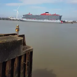 Gravesend Town Pier - Gravesend