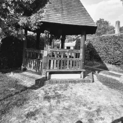 The Lee Common and Hampden Pond - Great Missenden