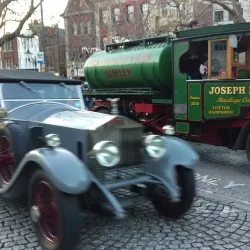 The Carfax - Horsham