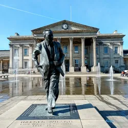 Huddersfield Railway Station - Huddersfield
