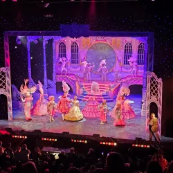 Milton Keynes Theatre - Milton Keynes