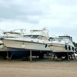 Bowbridge Lock and Marina - Newark-on-Trent