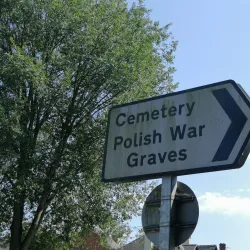 Mansfield Road Cemetery and Arboretum - Newark-on-Trent