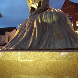 George Eliot Statue - Nuneaton