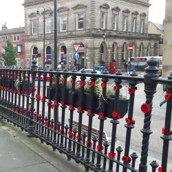 Oldham Parish Church (St. Mary with St. Peter) - Oldham