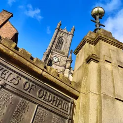 Oldham Parish Church (St. Mary with St. Peter) - Oldham