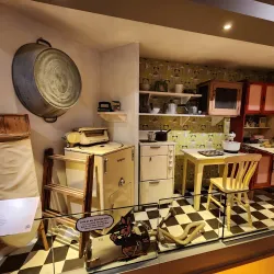 Peterborough Museum and Art Gallery - Peterborough