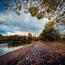Queen's Park - Rochdale
